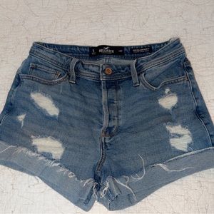 HIGH-RISE MOM SHORT 3"